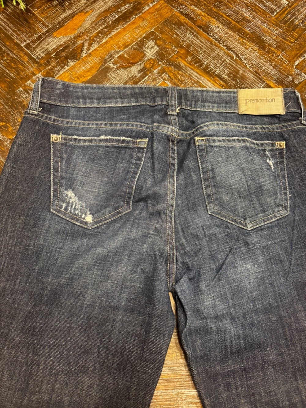 Premonition Distressed Dark Wash Flare Jeans Women’s Size 29 Raw Hem - Picture 4 of 8